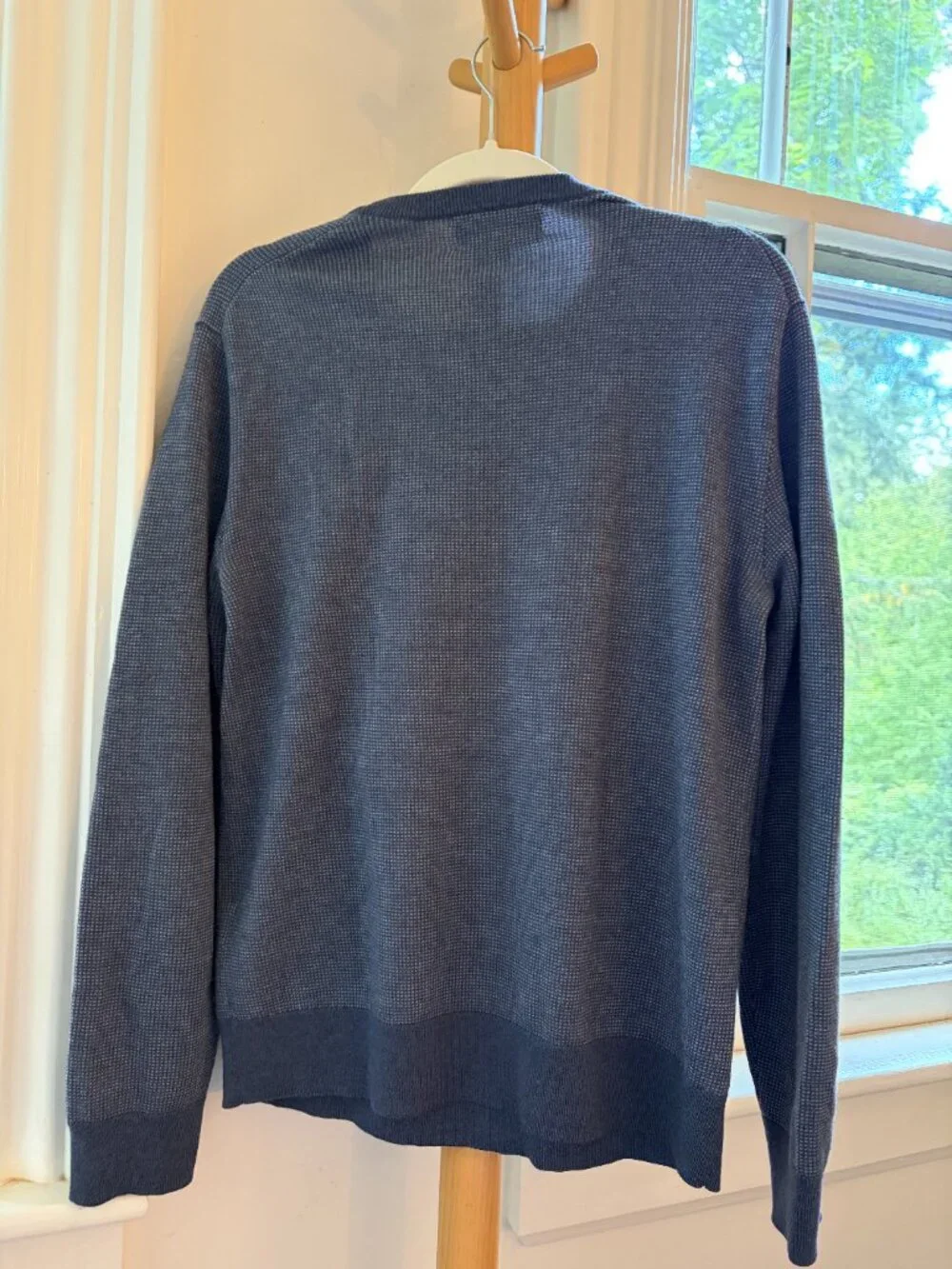 Banana Republic sweater in Italian merino M